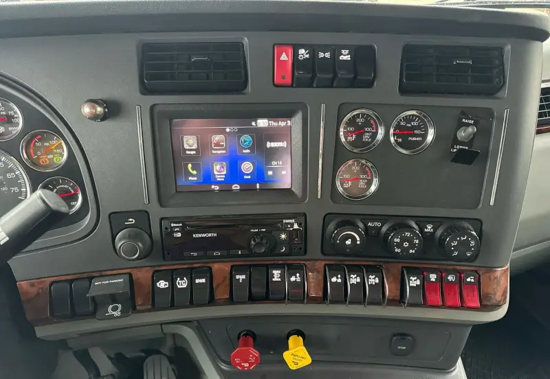 2021 Kenworth T880 photo 81