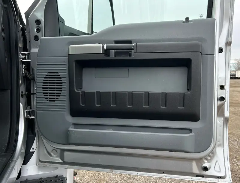 2022 Ford F650 Super Duty photo 36