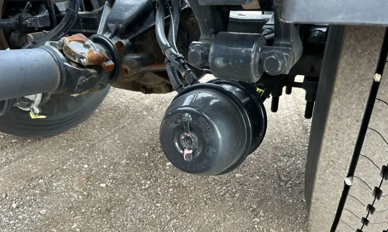 2022 Ford F650 Super Duty photo 18