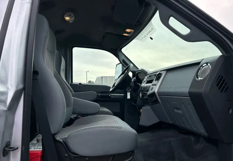 2022 Ford F650 Super Duty photo 37