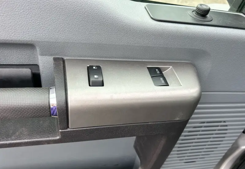 2022 Ford F650 Super Duty photo 21