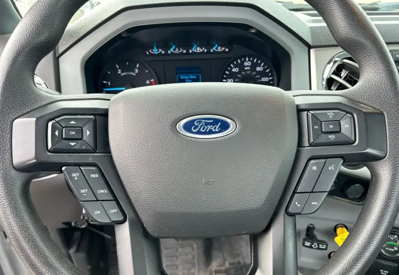 2022 Ford F650 Super Duty photo 29