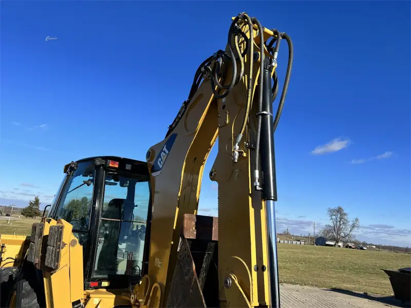 2016 Caterpillar 450F – Backhoe Loader – 4WD photo 7