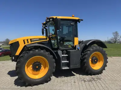 2020 JCB Fastrac 4220