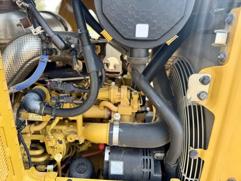 2021 Caterpillar D3 CAB Dozer photo 40
