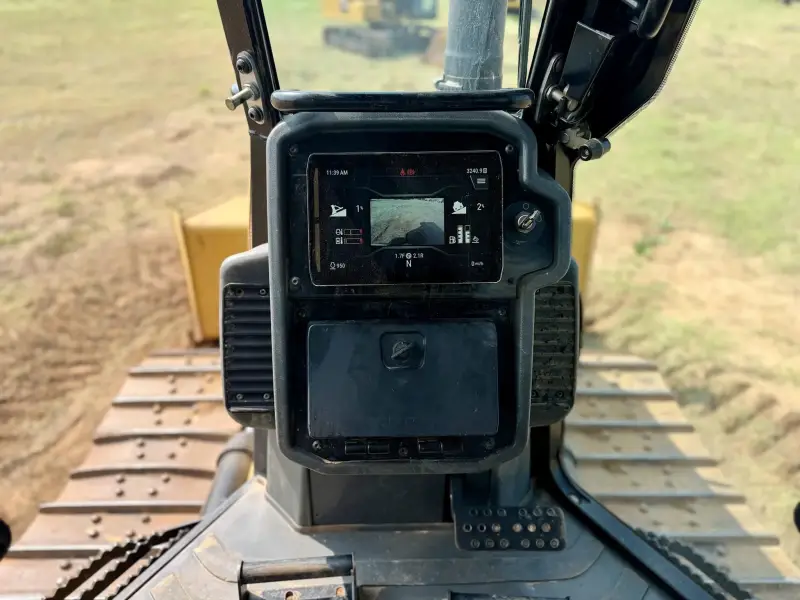 2021 Caterpillar D3 CAB Dozer photo 8