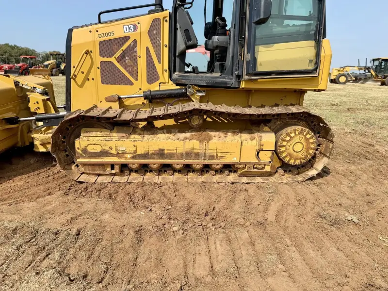 2021 Caterpillar D3 CAB Dozer photo 29