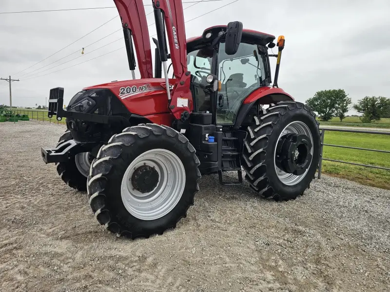 2022 Case IH Puma 200 Tractor – L107 Loader – AFS Connect photo 7