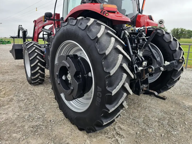 2022 Case IH Puma 200 Tractor – L107 Loader – AFS Connect photo 12