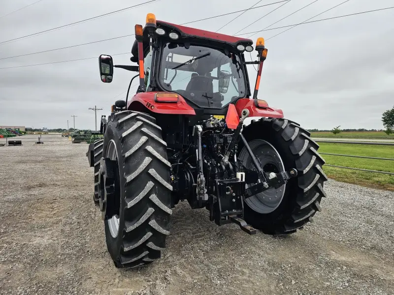 2022 Case IH Puma 200 Tractor – L107 Loader – AFS Connect photo 17