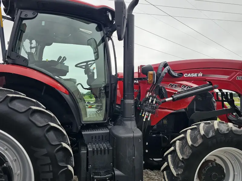 2022 Case IH Puma 200 Tractor – L107 Loader – AFS Connect photo 27
